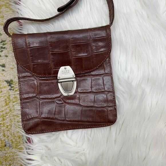 Vintage Nine West Neutral Brown Faux Leather Croc Fold Over Mini Bag Purse - Picture 2 of 9